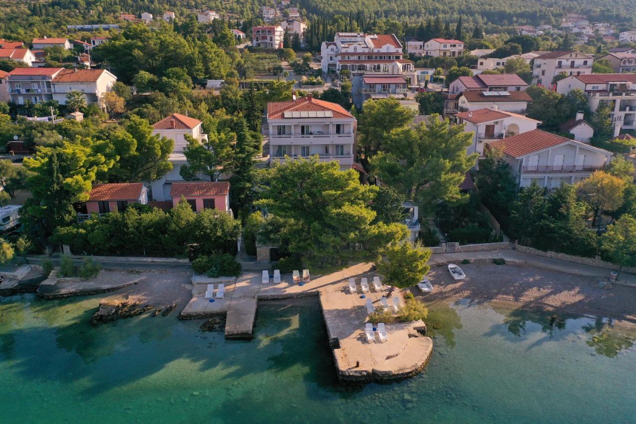 Villa Vicko Starigrad Paklenica Exterior foto