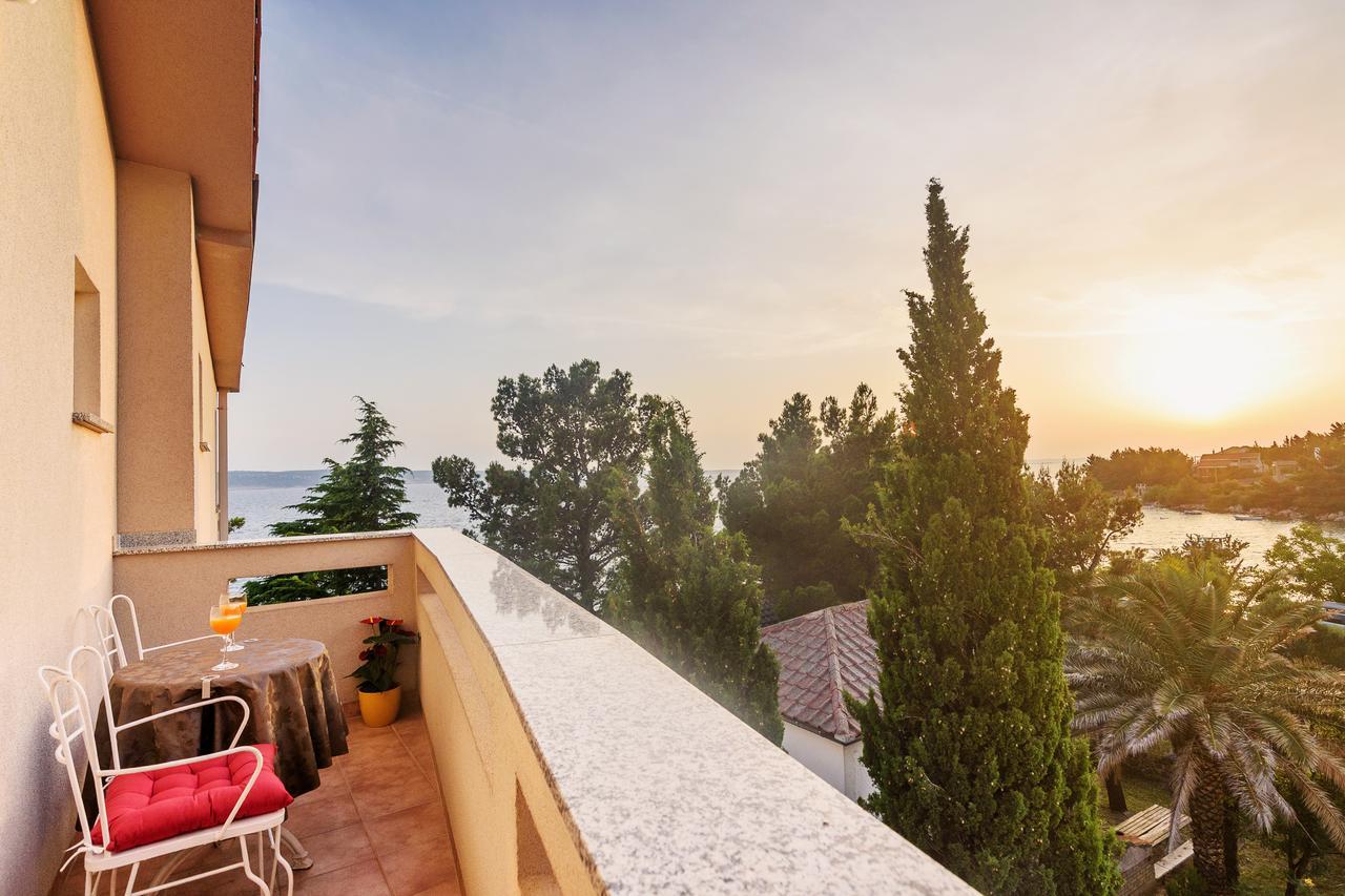 Villa Vicko Starigrad Paklenica Exterior foto