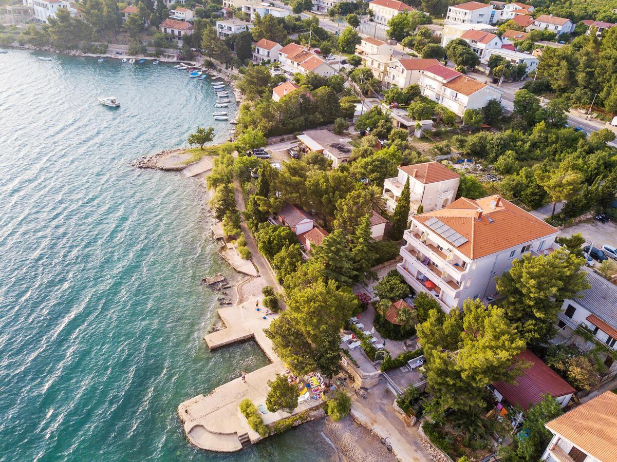 Villa Vicko Starigrad Paklenica Exterior foto
