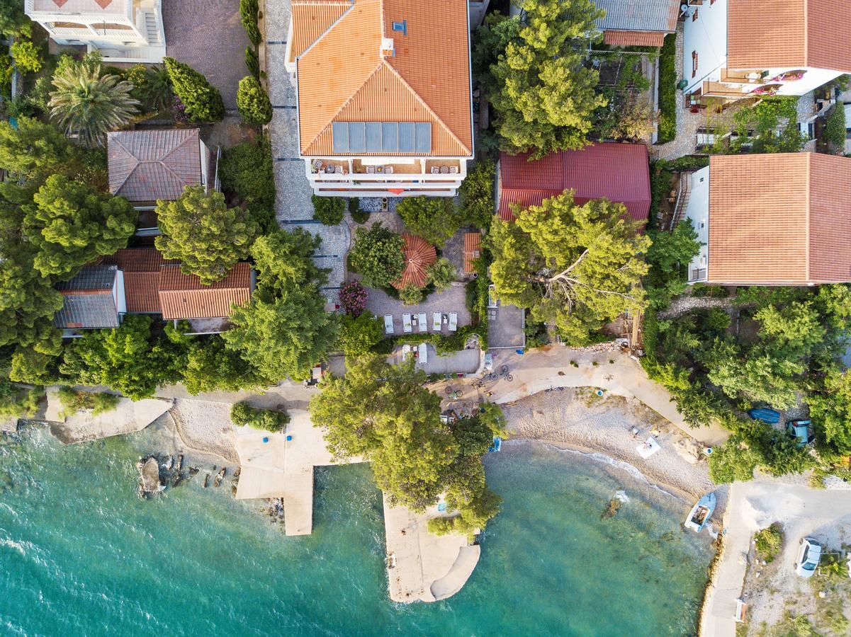 Villa Vicko Starigrad Paklenica Exterior foto